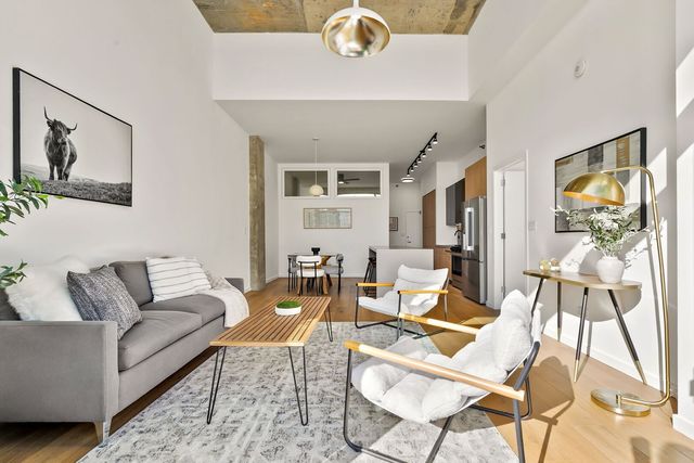 321 S Sangamon Street 908, Chicago, IL 60607