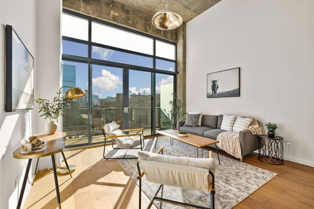 321 S Sangamon Street 908, Chicago, IL 60607