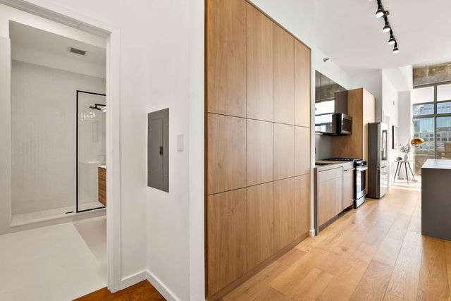 321 S Sangamon Street 908, Chicago, IL 60607