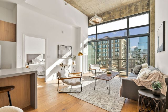 321 S Sangamon Street 908, Chicago, IL 60607