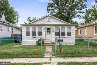 316 GARDEN AVE, Somerdale, NJ 08083