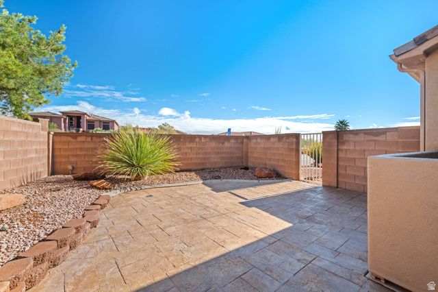 551 E VASQUEZ DR, Ivins, UT 84738