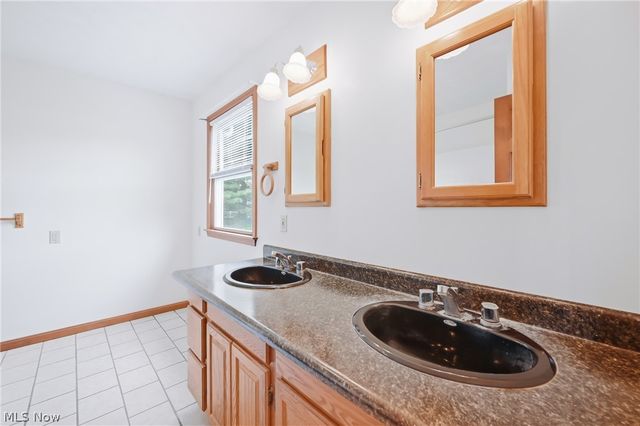 393 Cunningham Road, Salem, OH 44460