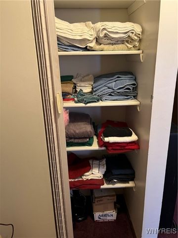 6836 East High Street, Lockport Town, NY 14094