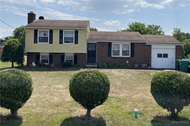 6836 East High Street, Lockport Town, NY 14094