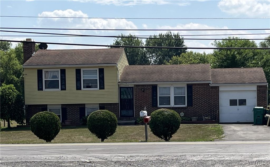 6836 East High Street, Lockport Town, NY 14094