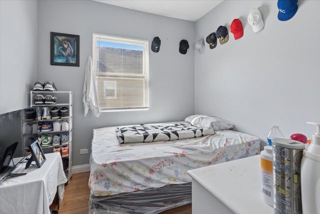 6029 S Loomis Boulevard, Chicago, IL 60636