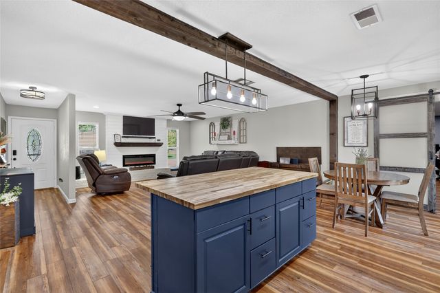 710 Ridgeway Road, Joshua, TX 76058