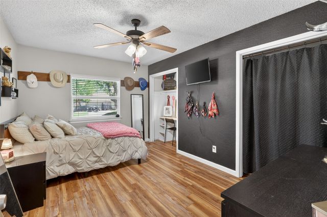 710 Ridgeway Road, Joshua, TX 76058