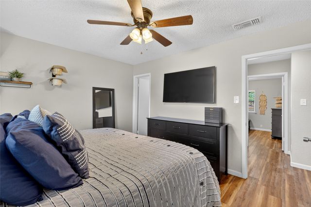 710 Ridgeway Road, Joshua, TX 76058