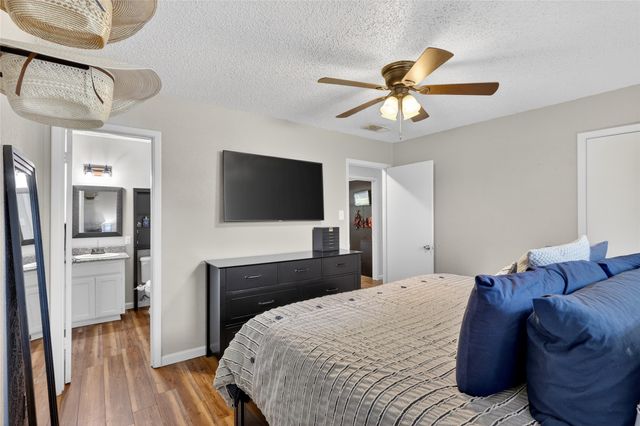 710 Ridgeway Road, Joshua, TX 76058