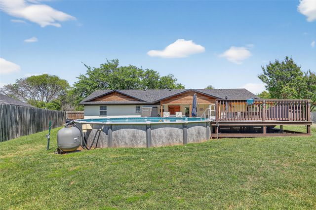 710 Ridgeway Road, Joshua, TX 76058