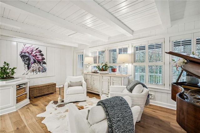 1892 Greystone Road NW, Atlanta, GA 30318