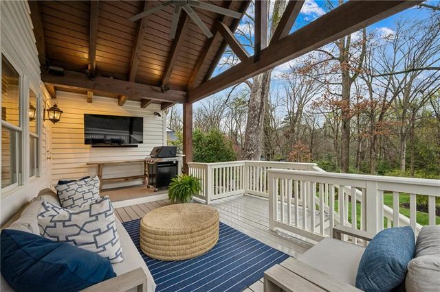 1892 Greystone Road NW, Atlanta, GA 30318