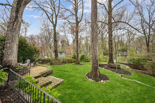 1892 Greystone Road NW, Atlanta, GA 30318