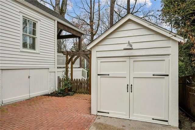 1892 Greystone Road NW, Atlanta, GA 30318