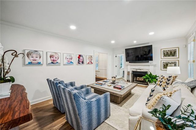 1892 Greystone Road NW, Atlanta, GA 30318