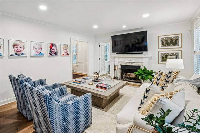 1892 Greystone Road NW, Atlanta, GA 30318