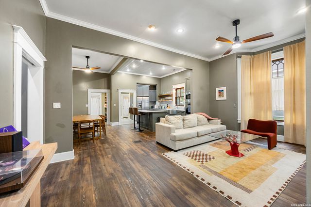 130 Delaware St, San Antonio, TX 78210