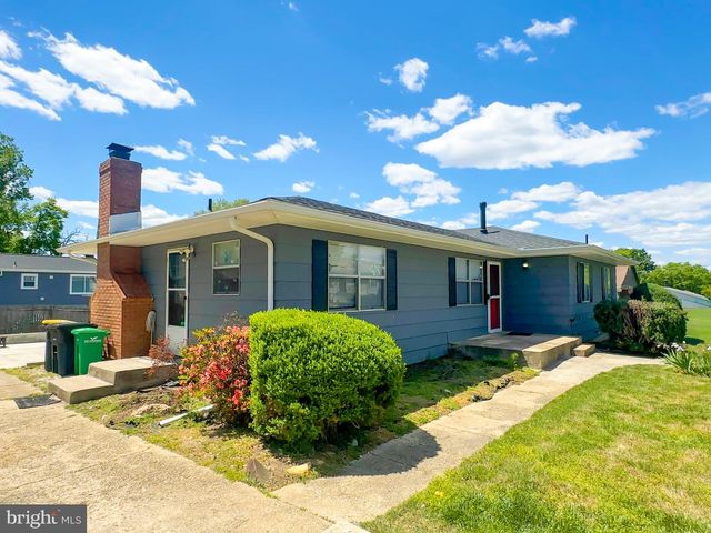 1510 WARREN AVE, Landover, MD 20785