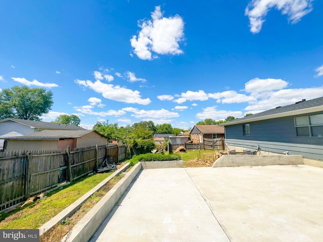 1510 WARREN AVE, Landover, MD 20785