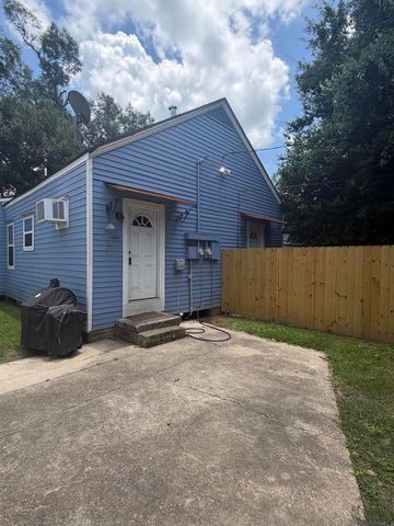 202 Belleview Dr, Baton Rouge, LA 70806