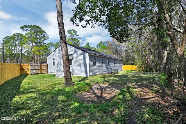 5302 TEQUESTA Court, Jacksonville, FL 32244