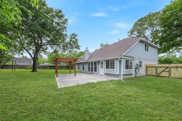 8811 Tan Oak Circle, Tomball, TX 77375