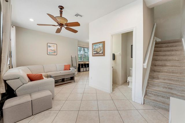 115 Harbors Way, Boynton Beach, FL 33435