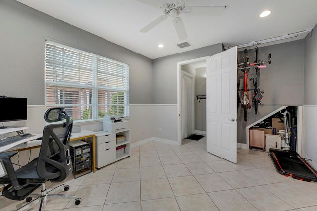 115 Harbors Way, Boynton Beach, FL 33435