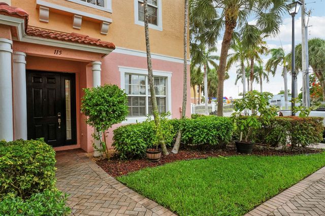 115 Harbors Way, Boynton Beach, FL 33435