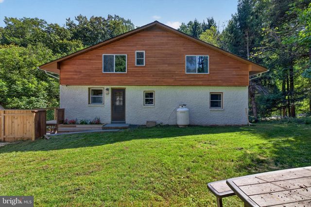 1949 DRUCK VALLEY RD, York, PA 17406