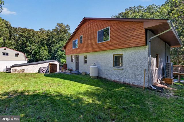 1949 DRUCK VALLEY RD, York, PA 17406