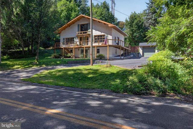 1949 DRUCK VALLEY RD, York, PA 17406