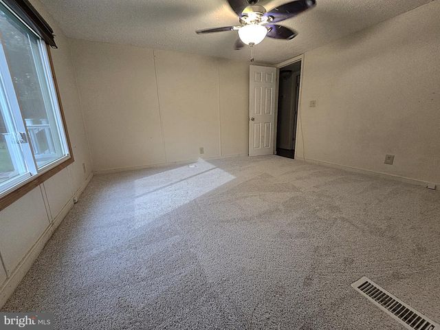 274 CENTERVILLE RD, Mineral, VA 23117
