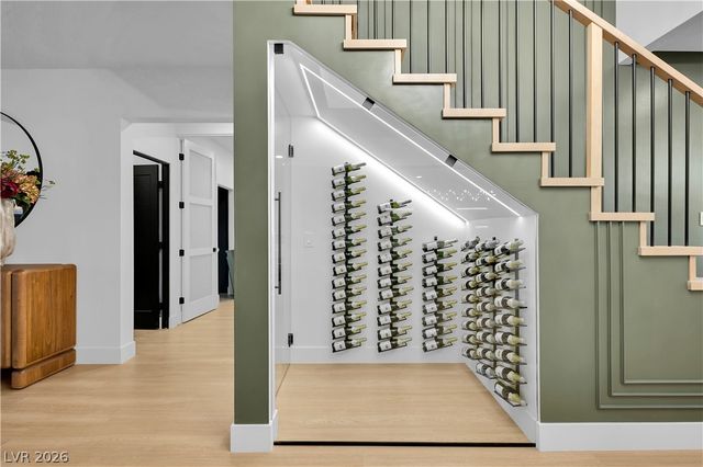 2720 Tioga Pines Circle, Las Vegas, NV 89117