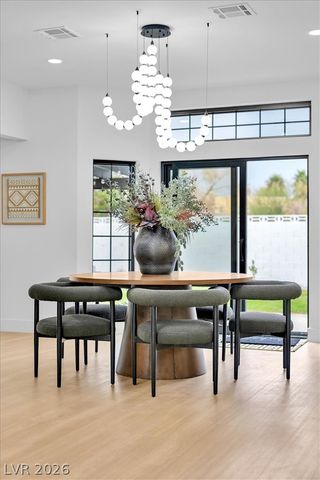 2720 Tioga Pines Circle, Las Vegas, NV 89117