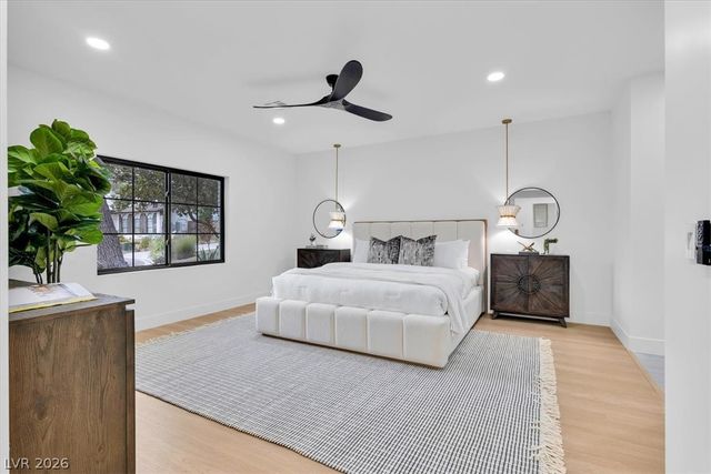 2720 Tioga Pines Circle, Las Vegas, NV 89117