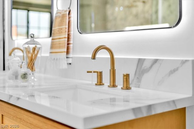 2720 Tioga Pines Circle, Las Vegas, NV 89117