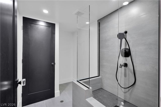 2720 Tioga Pines Circle, Las Vegas, NV 89117