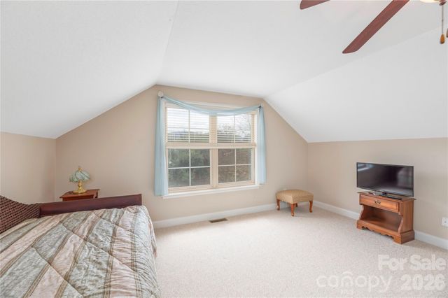 93 Outlook Circle, Swannanoa, NC 28778