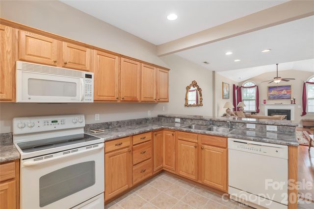 93 Outlook Circle, Swannanoa, NC 28778