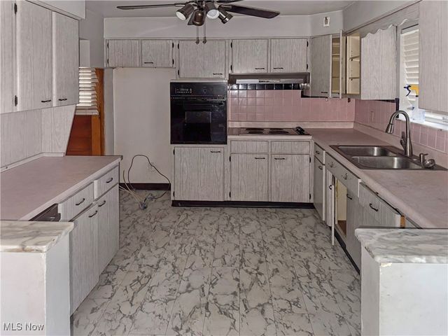 137 Clay Street, Weirton, WV 26062