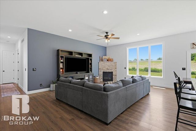 5363 Pebble Beach Dr Drive, Metamora, MI 48455