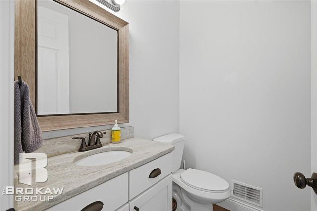 5363 Pebble Beach Dr Drive, Metamora, MI 48455