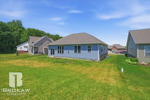 5363 Pebble Beach Dr Drive, Metamora, MI 48455