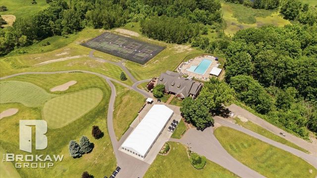 5363 Pebble Beach Dr Drive, Metamora, MI 48455