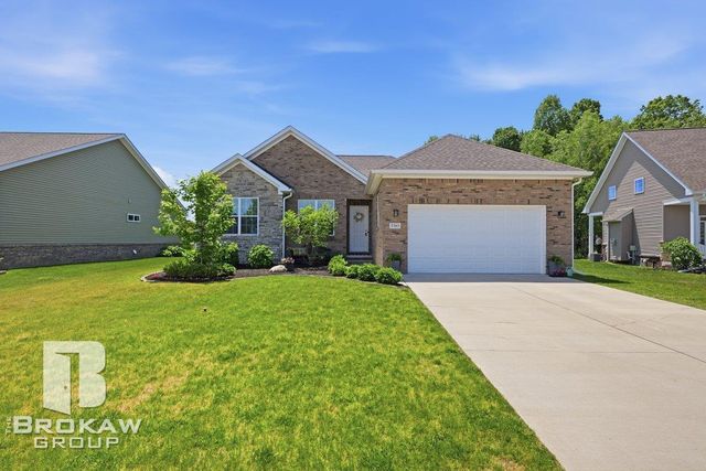 5363 Pebble Beach Dr Drive, Metamora, MI 48455