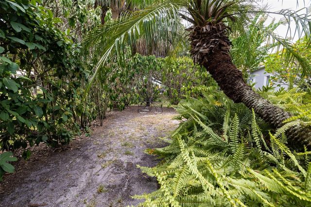 6171 PALOMINO CIRCLE, Bradenton, FL 34201