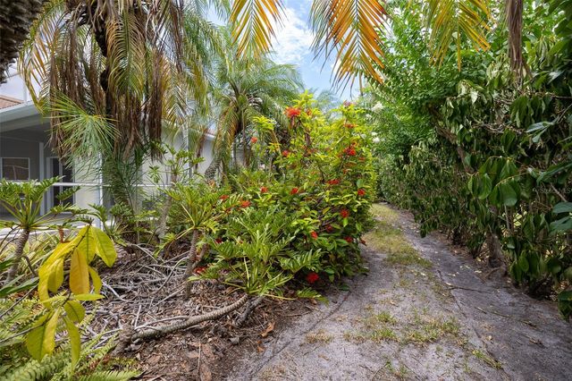 6171 PALOMINO CIRCLE, Bradenton, FL 34201